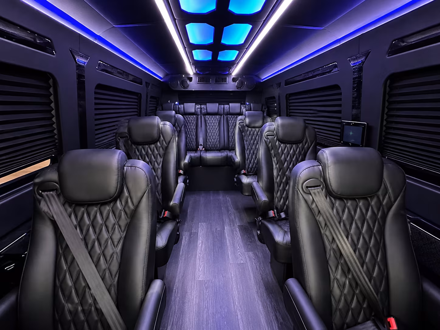 Scottsdale Airport Shuttle & Transportation party bus exterior