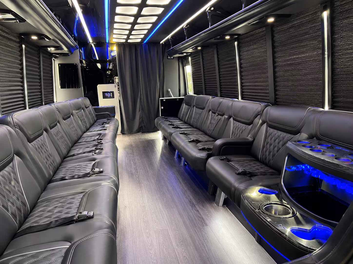 Scottsdale Birthday, Sweet 16, & Quinceañera Transportation group transportation