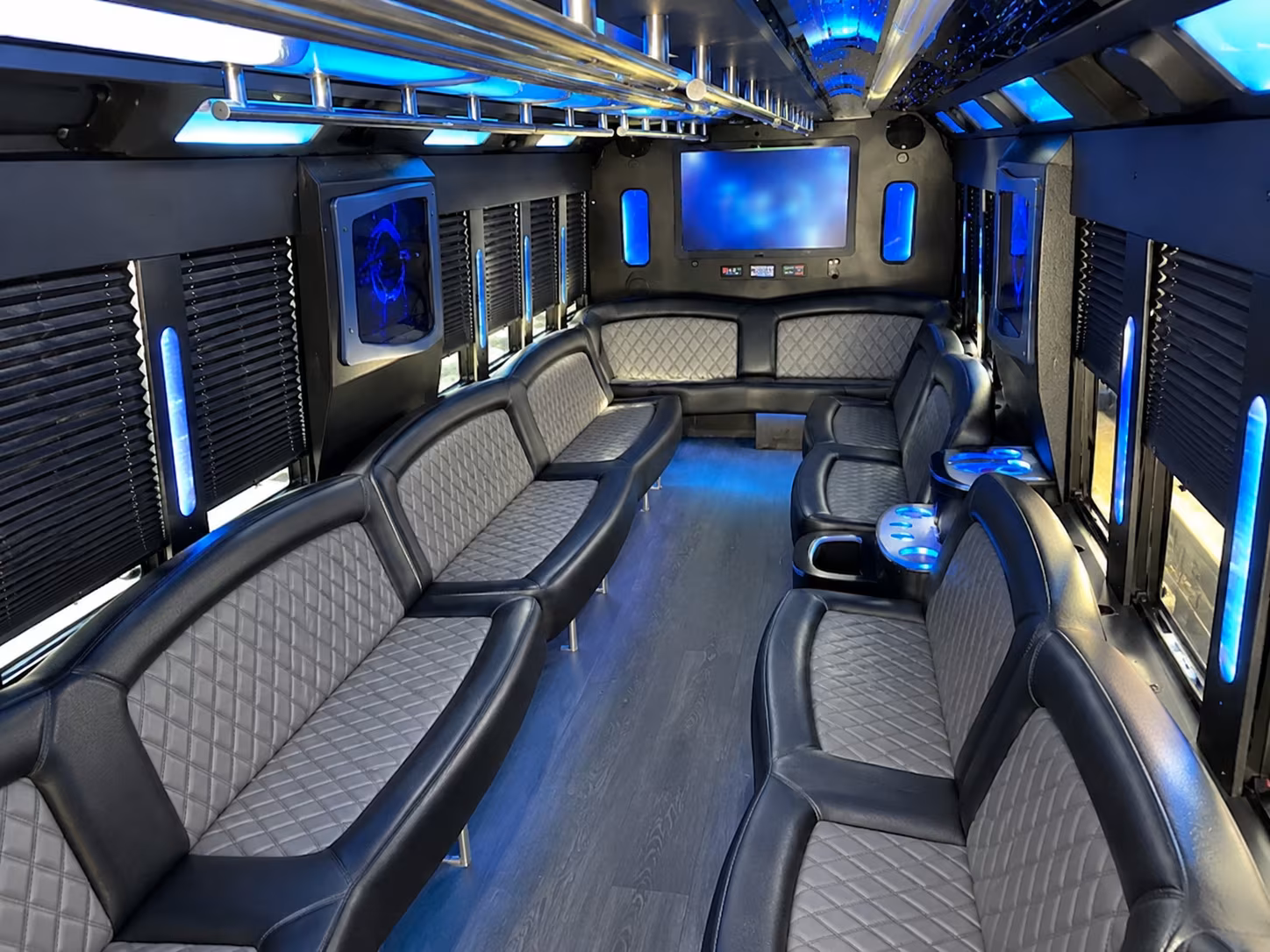 Scottsdale Birthday, Sweet 16, & Quinceañera Transportation party bus exterior