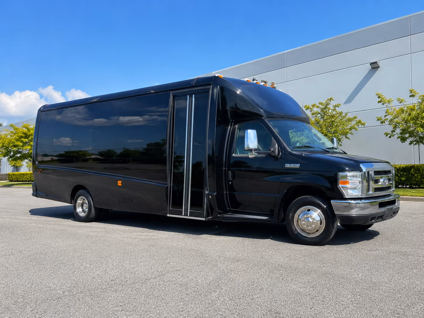 Scottsdale Prom & Homecoming Transportation party bus exterior
