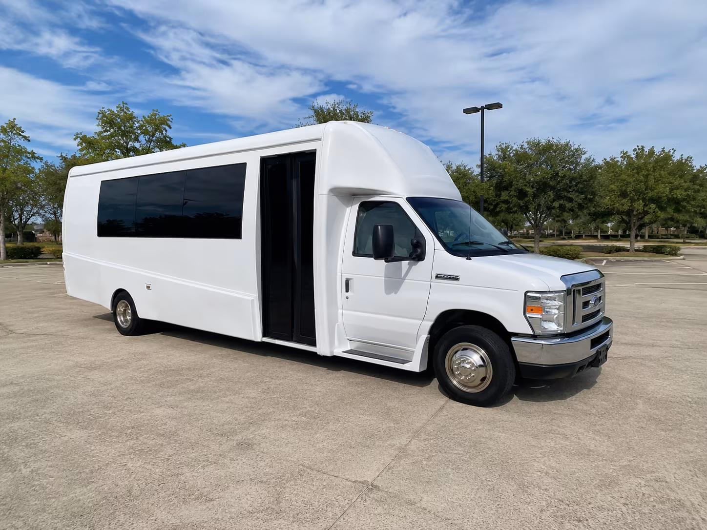 Scottsdale Winery Tour & Pub Crawl Transportation party bus exterior